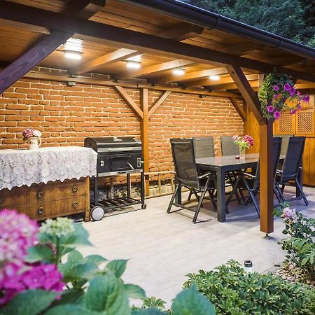 Apartment Jinghu Hluboká nad Vltavou المظهر الخارجي الصورة